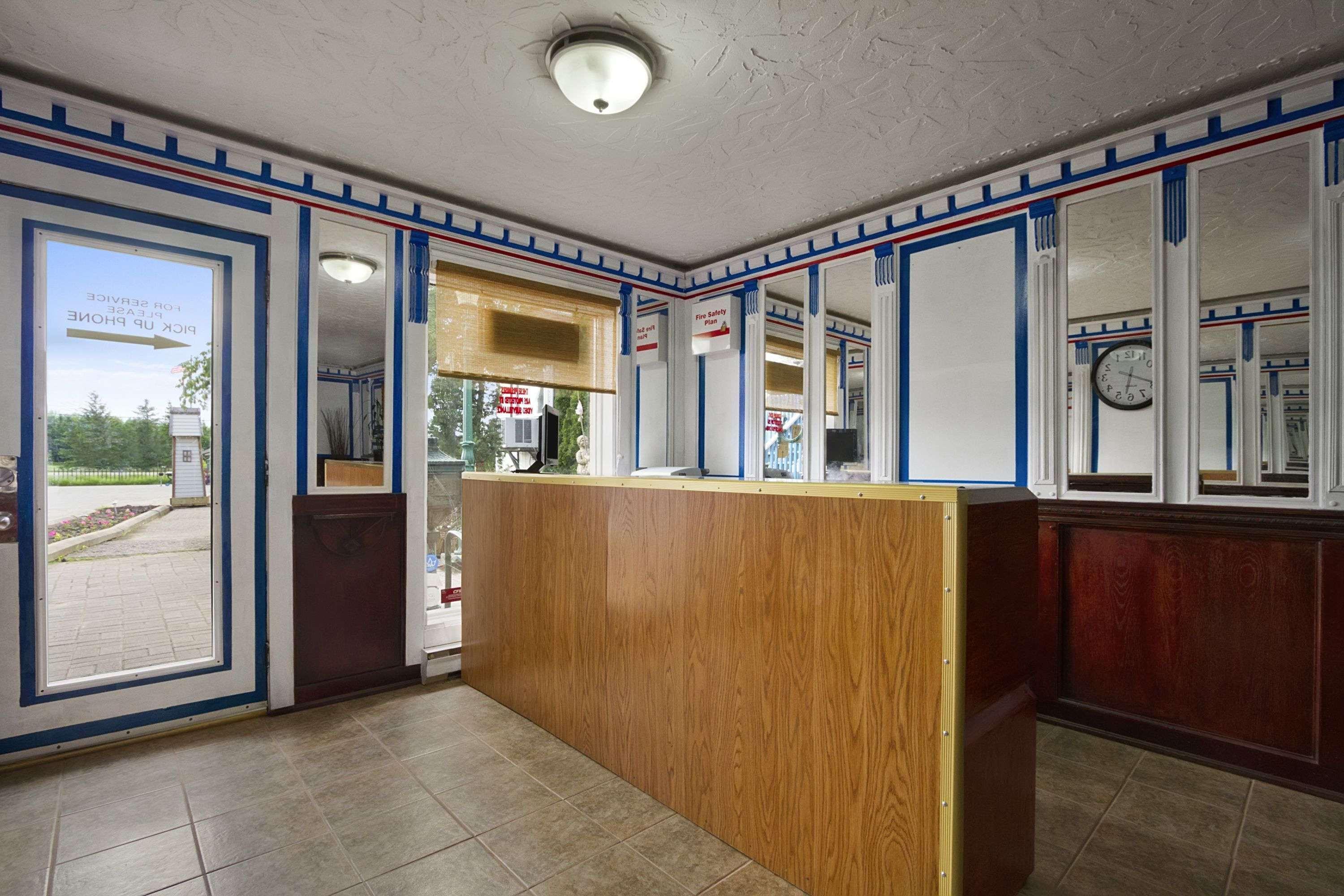 Knights Inn Lindsay Exterior foto